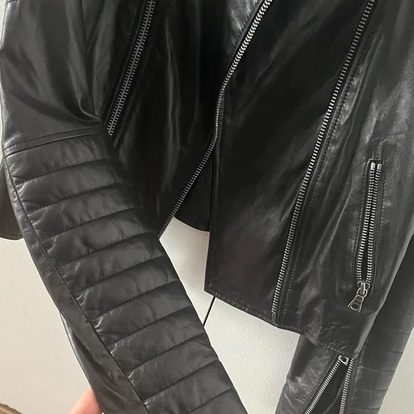 Alice & Olivia “Always Right” Leather Jacket - Picture 4 of 6